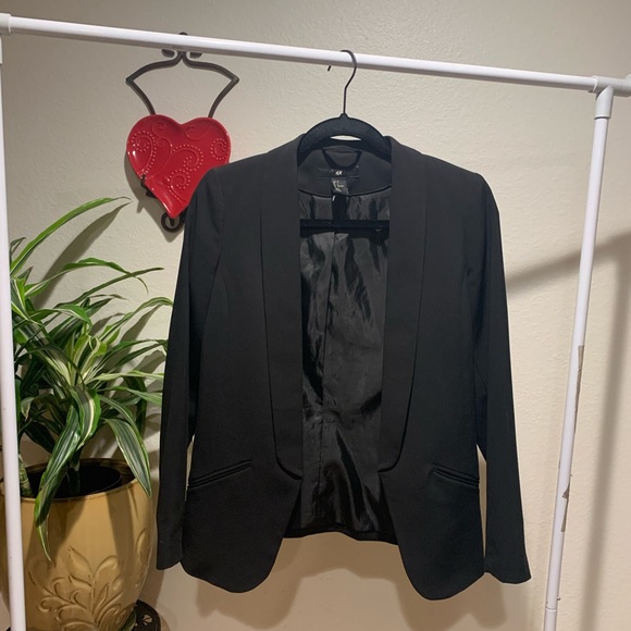 H&M Jackets & Blazers - H&M Black Blazer